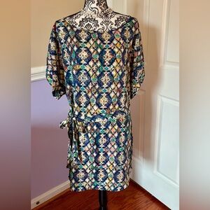 Fashion to figure, women’s Geometric shift Dress w/ tie, size 1X